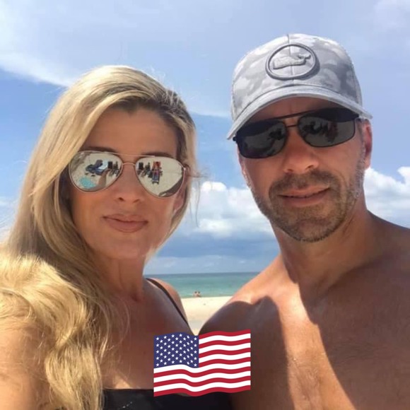 Meet your Posher, Melissa - Picture 1 of 1